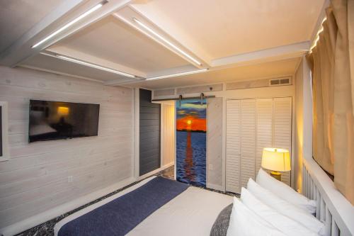 Meridian Unit #204 - photo 19