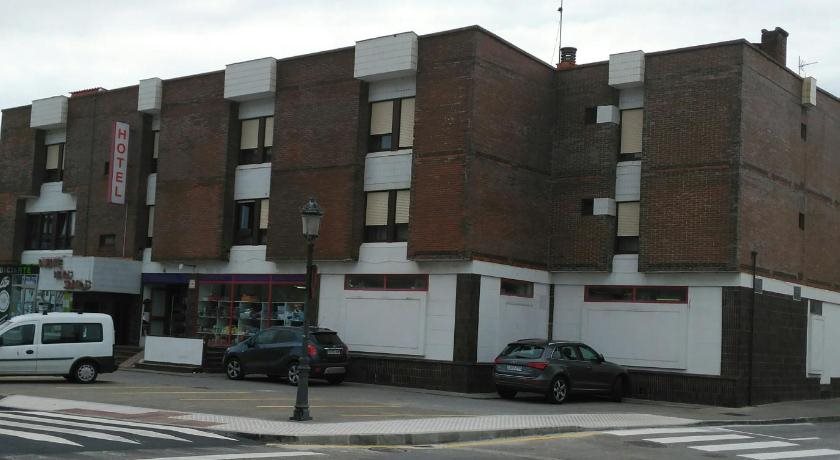 Hotel Puente de los Santos — hotel in Tapia De Casariego