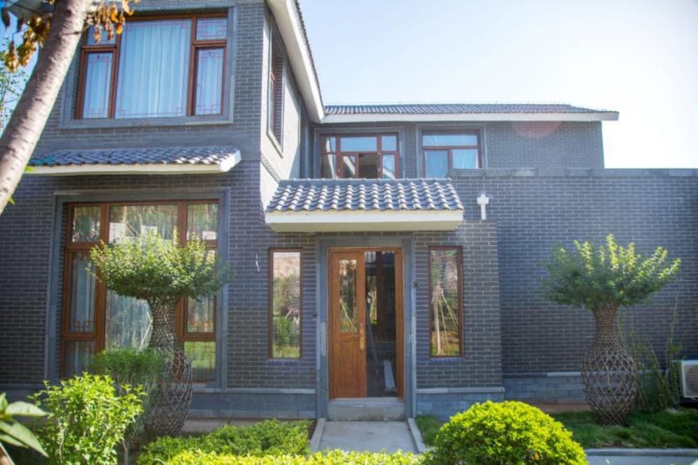 Yiyun Chunshe Meisu Hebi — hotel in Hebi