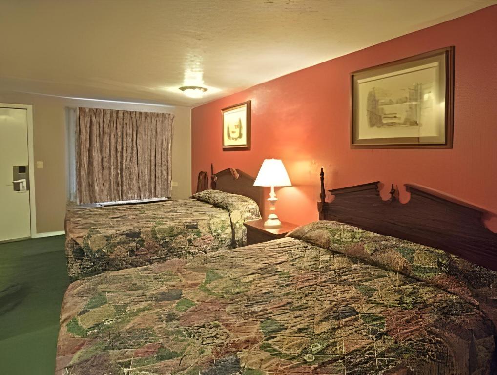 Americas Best Value Inn Lansing - photo 10
