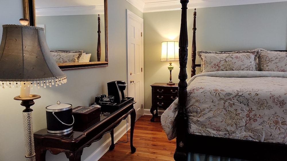 Kingsbay Mansion & Vacation Houses - photo 17