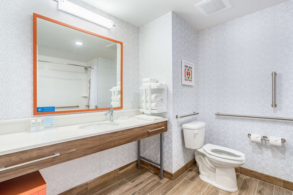 Hampton Inn by Hilton Bedford - photo 19