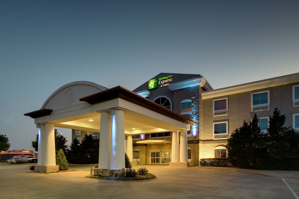 Holiday Inn Express Hotel & Suites Vernon College Area by IHG - photo 58