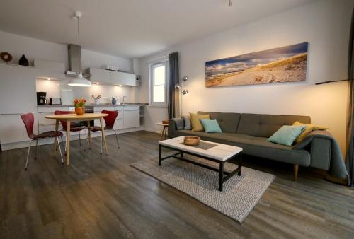 Am Ring 22 Whg 4 Kormoran — 4-Star Luxury Hotel in Kellenhusen, Germany