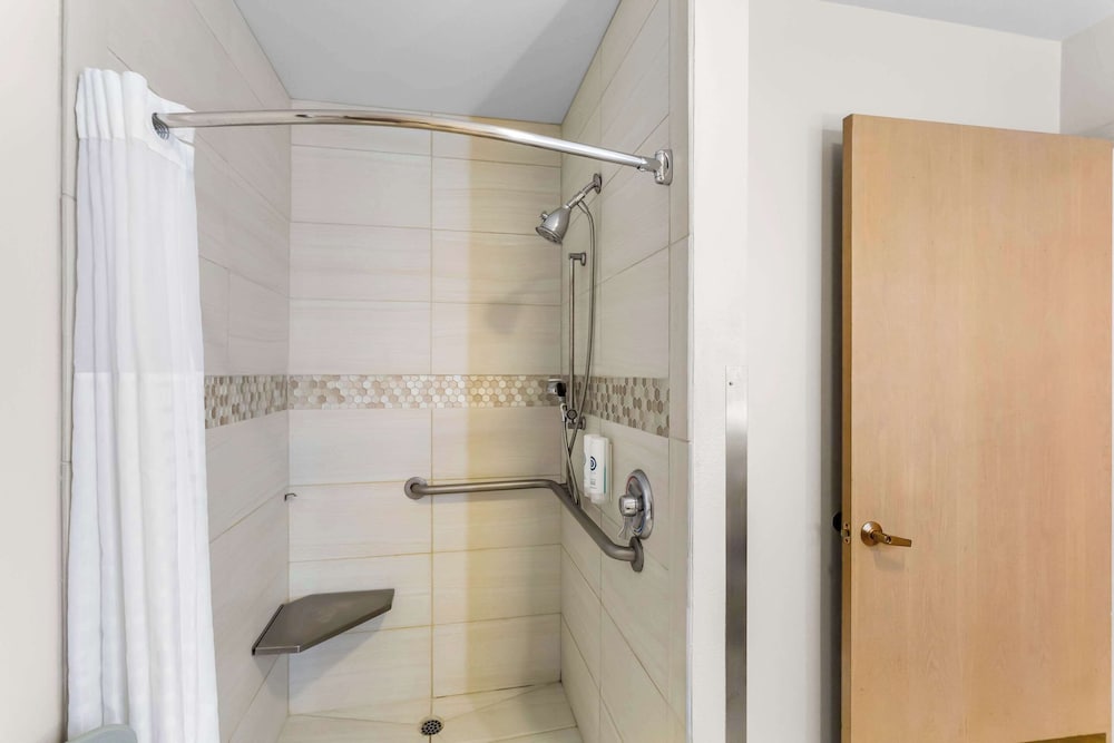 Comfort Inn & Suites Susanville - photo 22