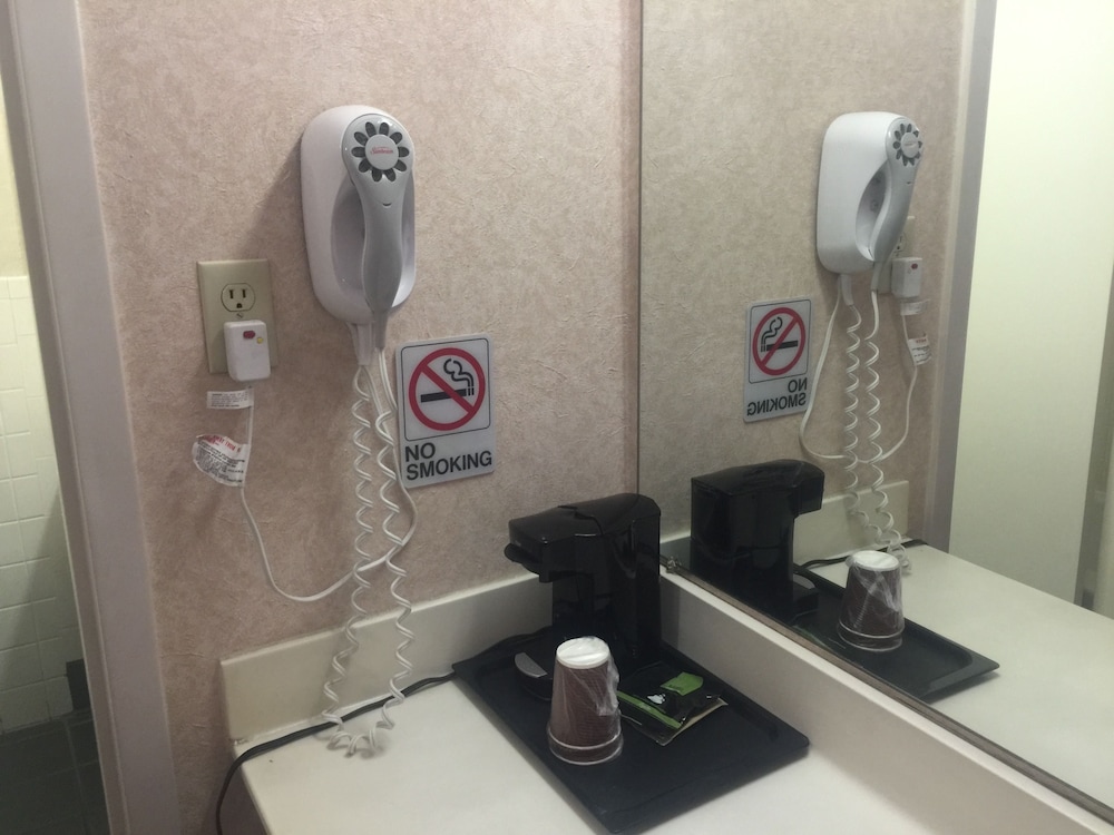 Americas Best Value Inn & Suites Boise - photo 14