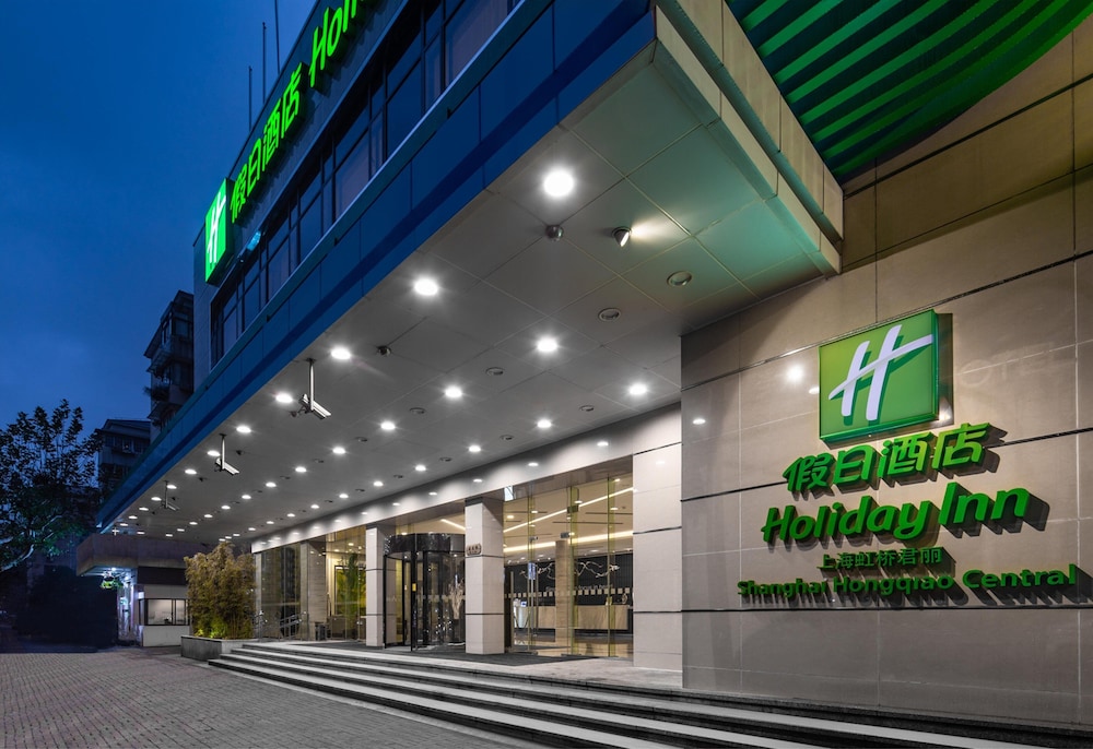 Holiday Inn Shanghai Hongqiao Central by IHG — 4-Star Luxury Hotel in Shanghai, People's Republic of China
