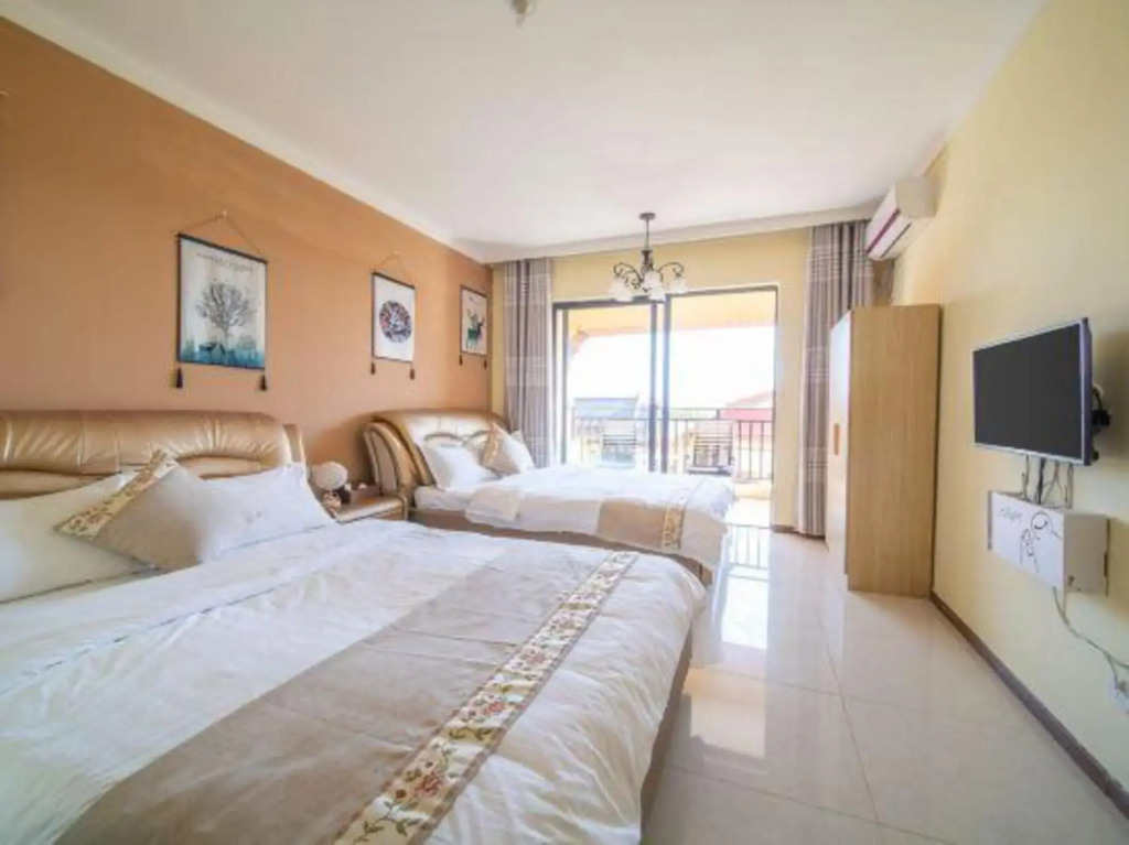 Yijiayi Holiday Hotel — hotel in Jinghong