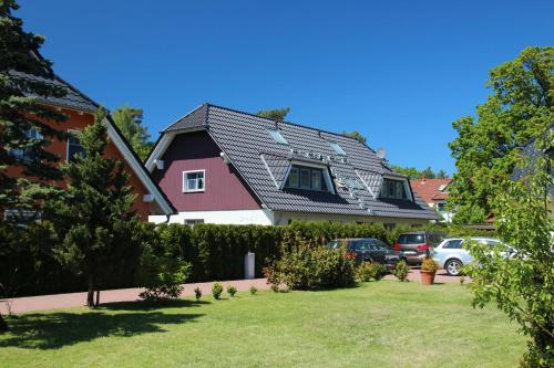 Haus Zur See Wohnung 1 Gruzdz — 4-Star Luxury Hotel in Ostseebad Prerow, Germany