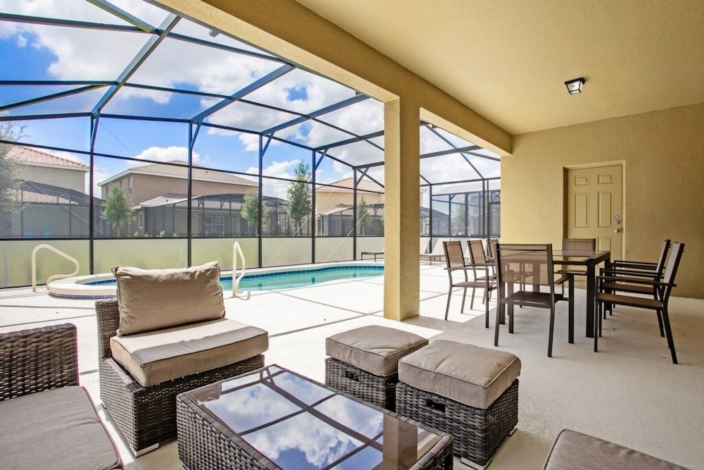 Amazing 7 Bedroom Solterra New Resort Home 7 Villa by Redawning - photo 63