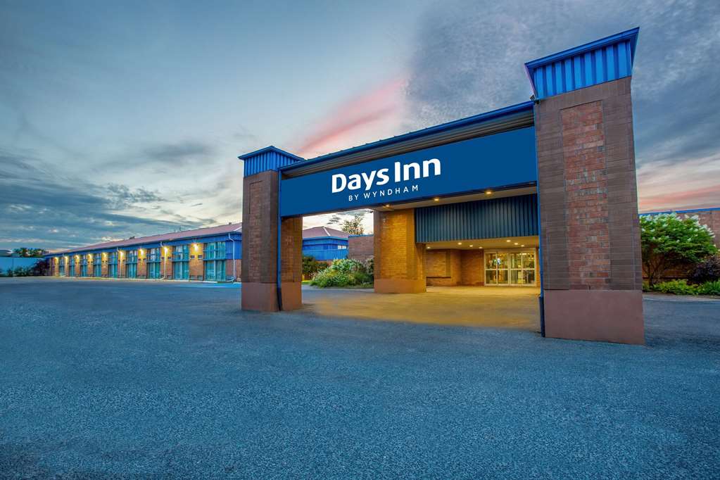 Days Inn by Wyndham Sudbury & Conference Centre in Greater Sudbury, Canada