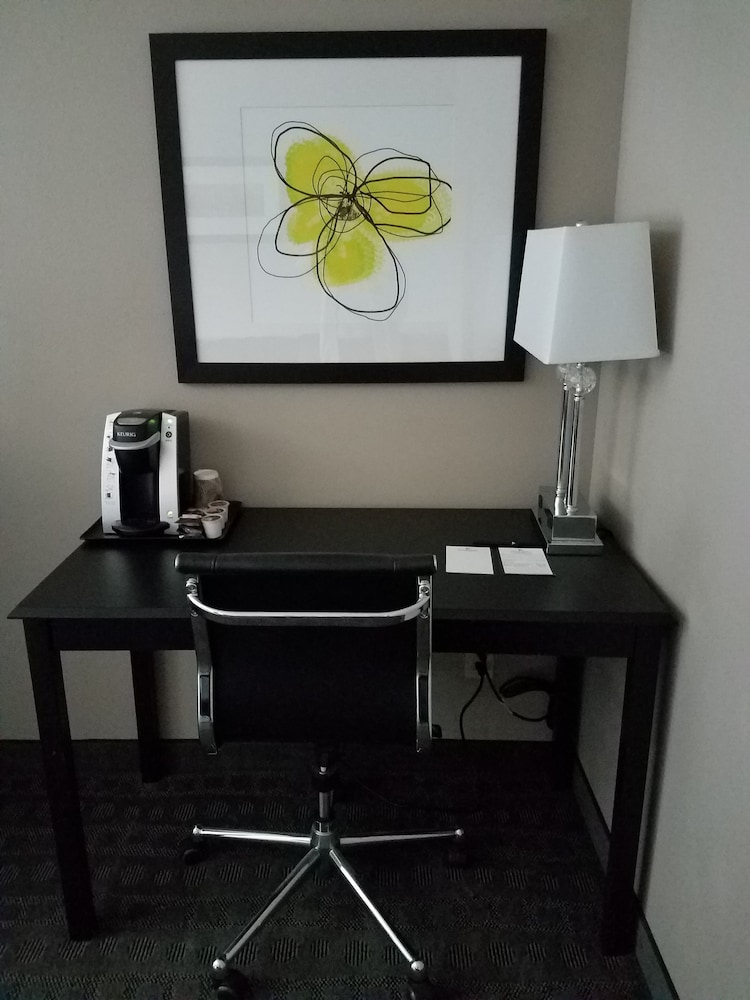 Okoboji Inn & Suites - photo 12