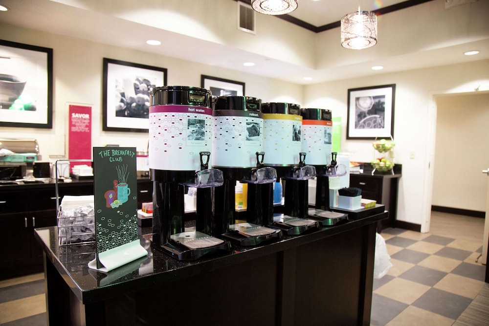 Hampton Inn & Suites Sharon - photo 5