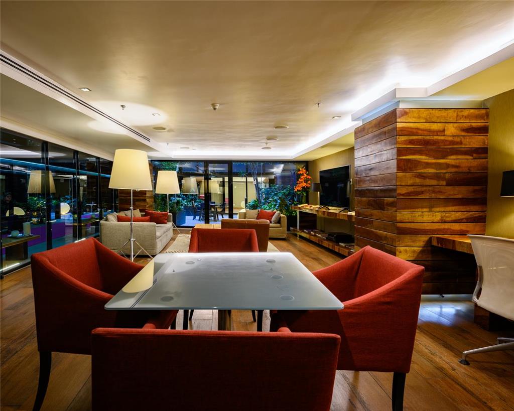 Las Suites Campos Eliseos