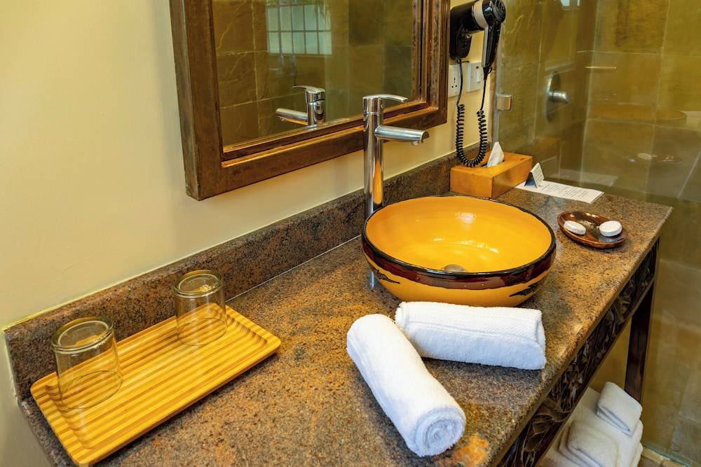 Bathroom amenities
