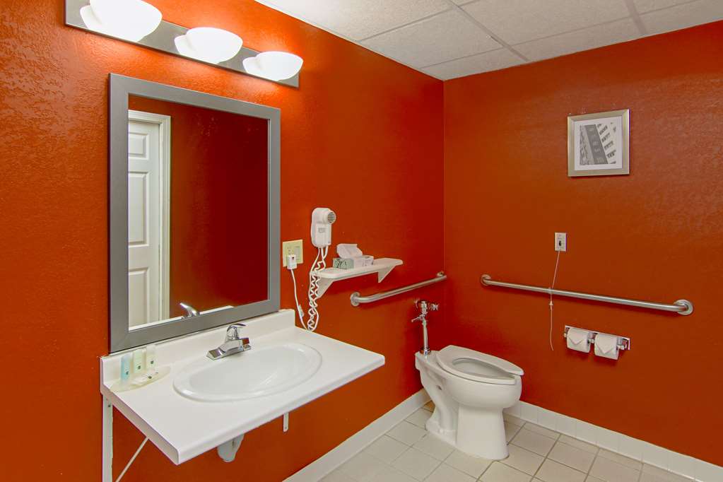 Quality Inn Plainfield I 395 - photo 20