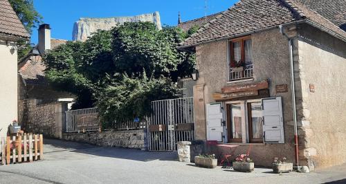 Les Vagabonds du Mont in Valence, France