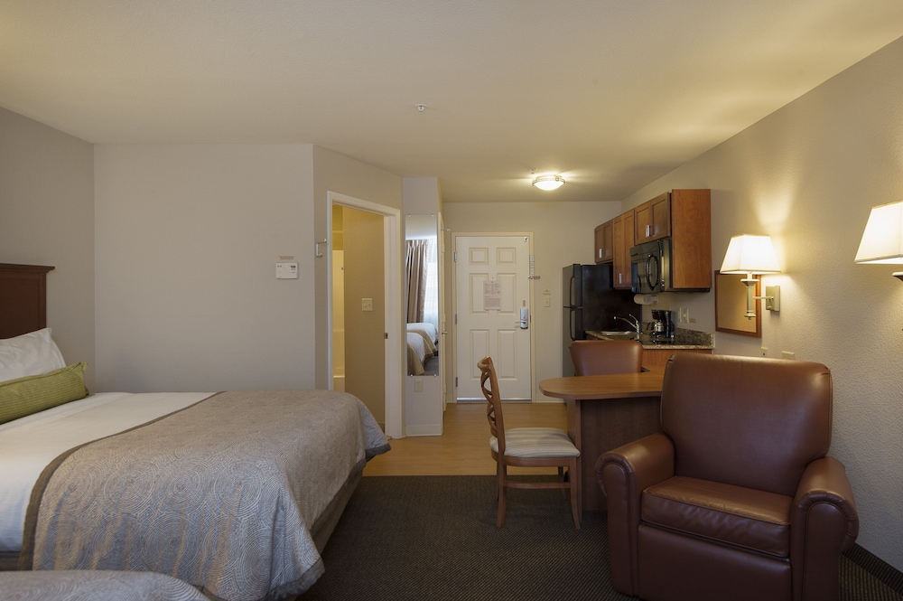 Candlewood Suites Fort Worth West by IHG - photo 6