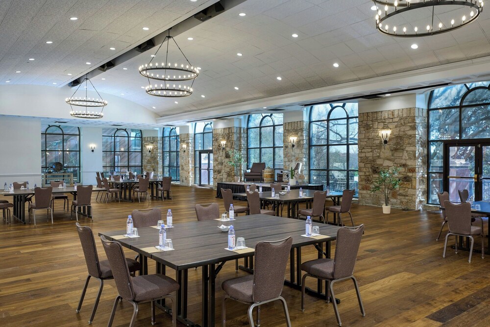 Renaissance Austin Hotel - photo 121