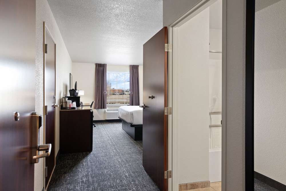 Cobblestone Inn & Suites Yuma - photo 27