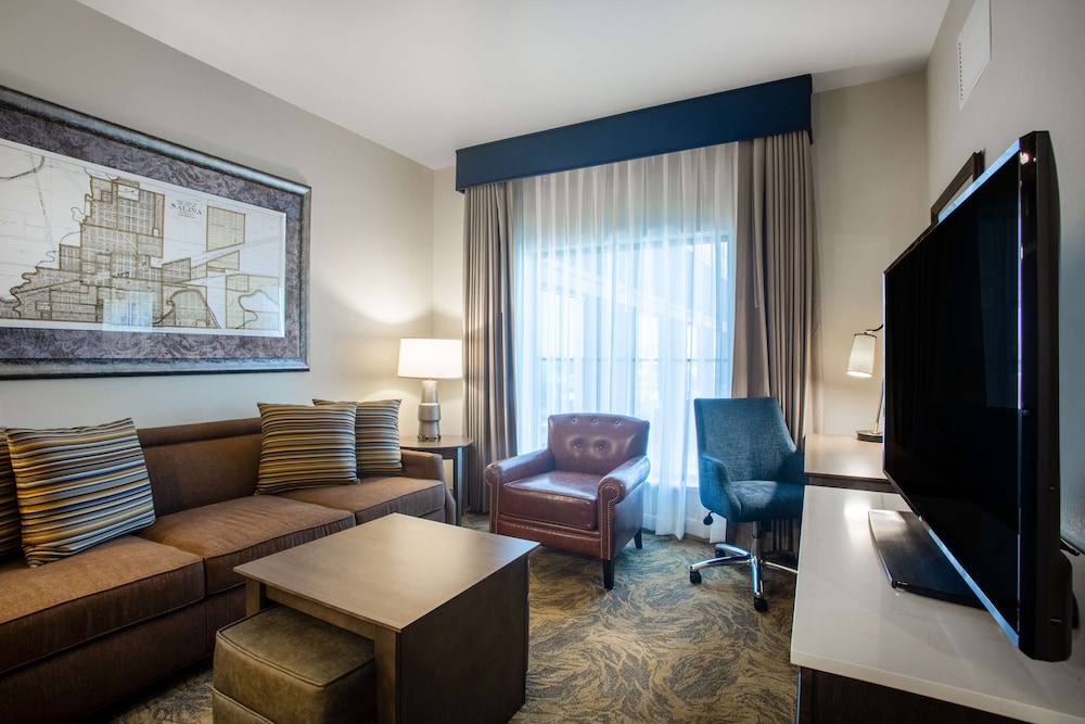 Homewood Suites by Hilton Salina Downtown - photo 7