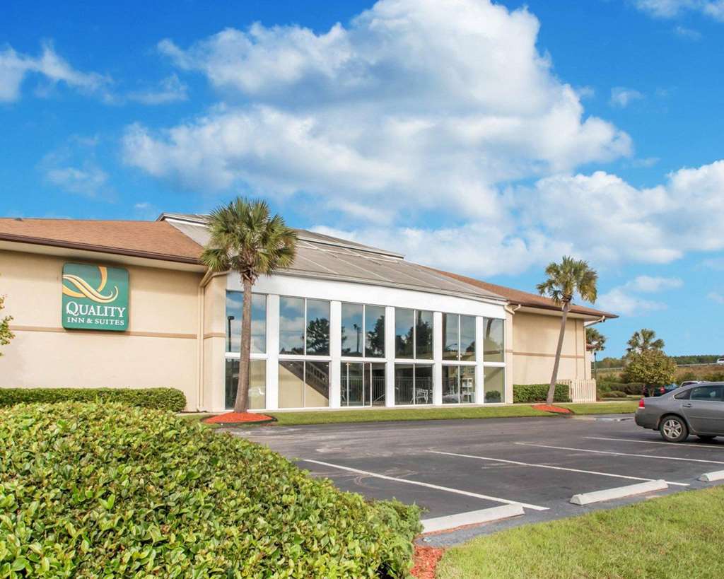 Quality Inn & Suites Ridgeland - carbon neutral hotel in Ridgeland