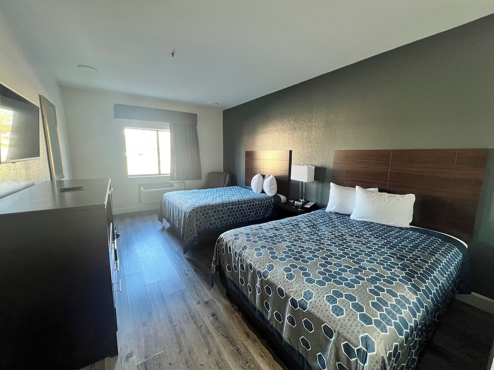 Econo Lodge Beaumont I 10 South - photo 6