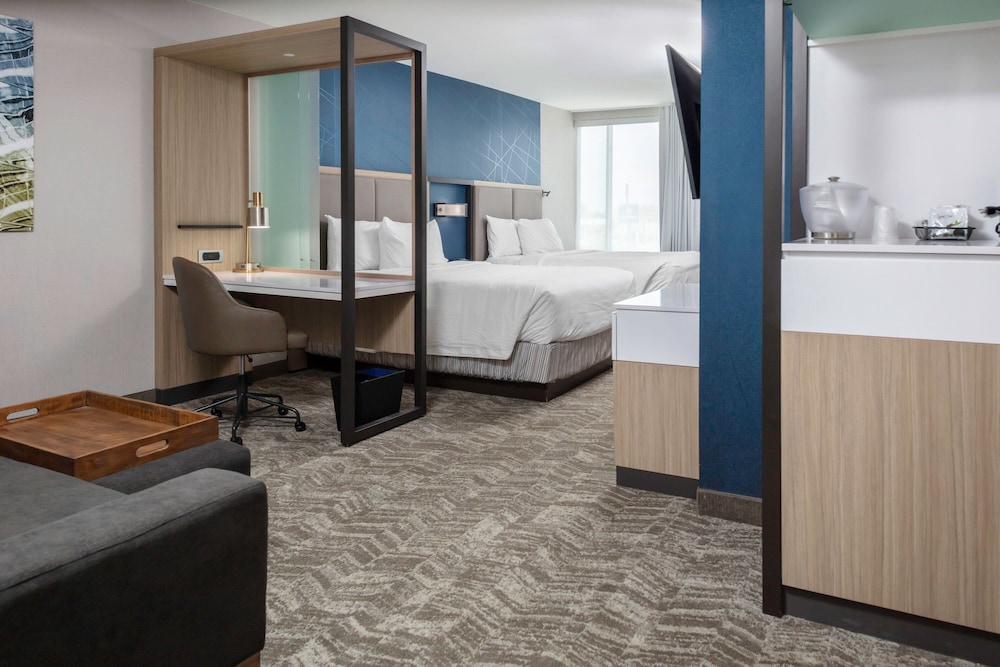 SpringHill Suites Kansas City Airport - photo 9