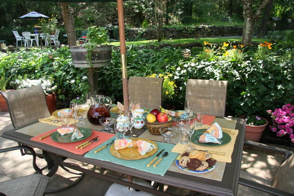 Chelsea Garden Inn - photo 18