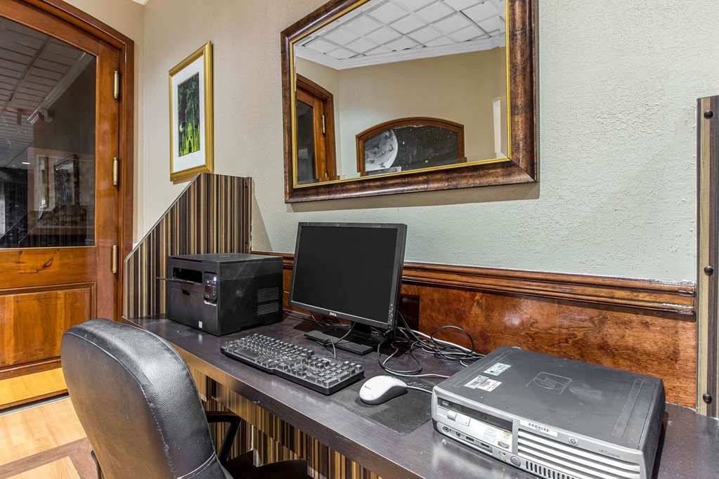 Quality Inn Savannah Midtown - photo 18