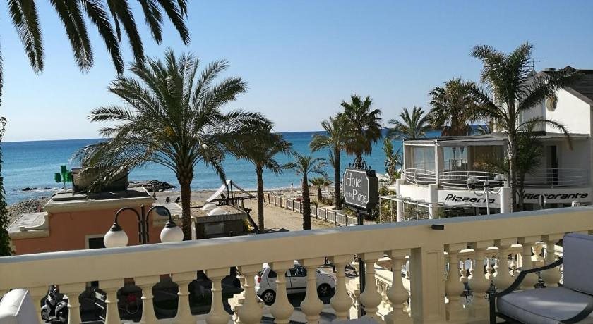 Hotel de la plage in Pietra Ligure, Italy