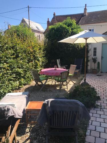 Le Cabanon — hotel in Cosne-Cours-Sur-Loire