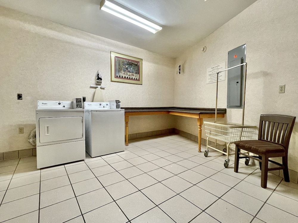 Baymont by Wyndham Fort Wayne Northwest - photo 25