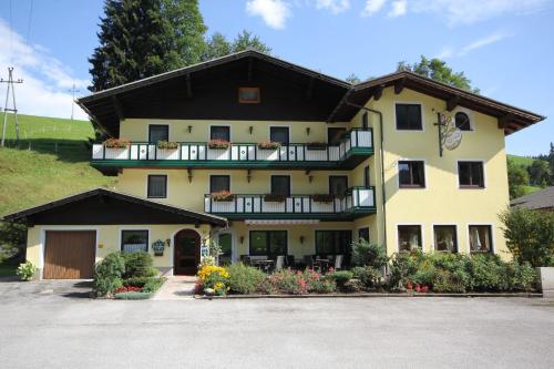 Hotel Landhaus Ausswinkl — hotel in Hallein