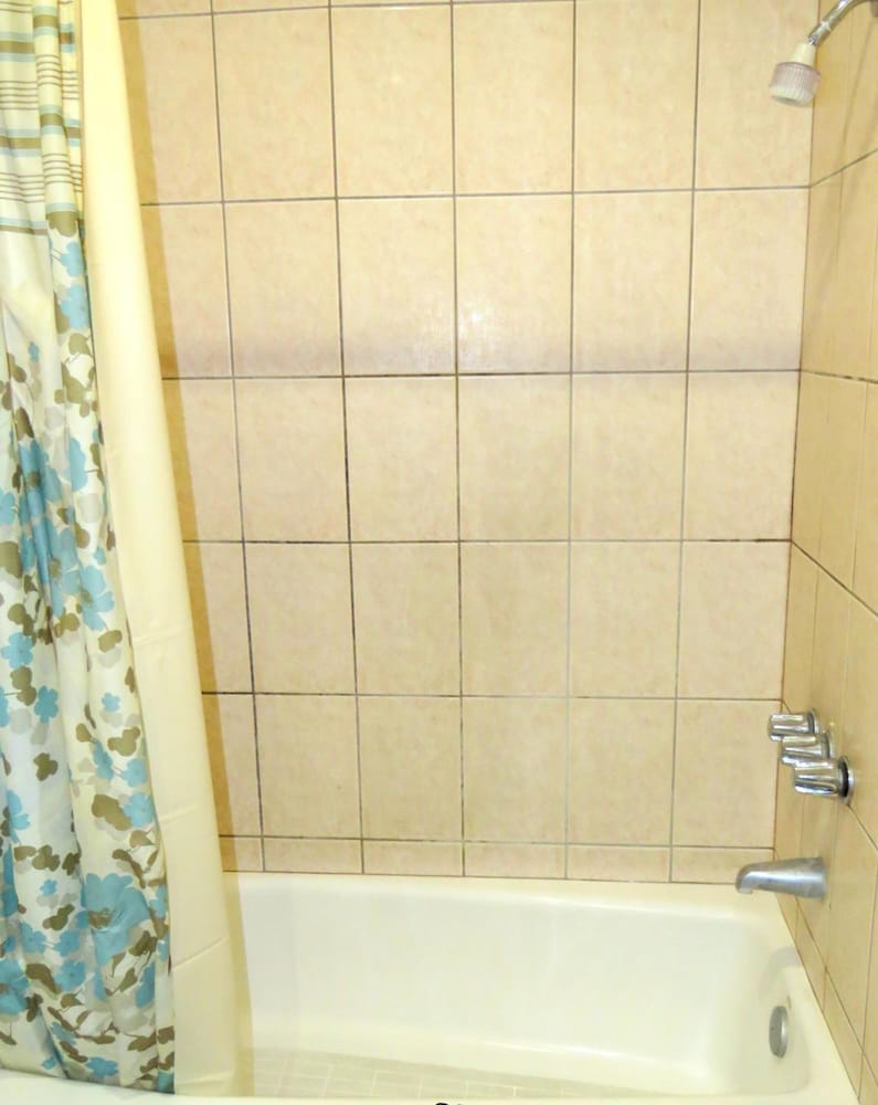 Central Inn Motel - photo 21