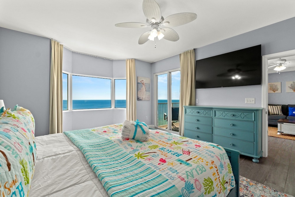 Tidewater Beach Luxury Penthouse With Resort Amenities and a View - featured photo