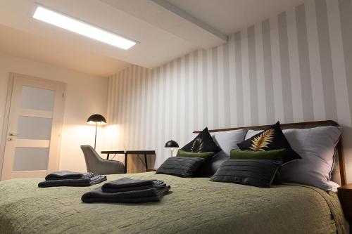 Central garden residence — Levice — photo 5