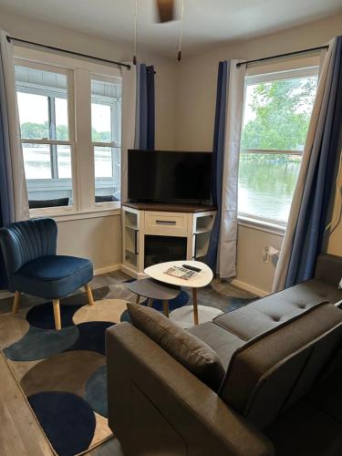 Lake Shafer Resort - photo 11