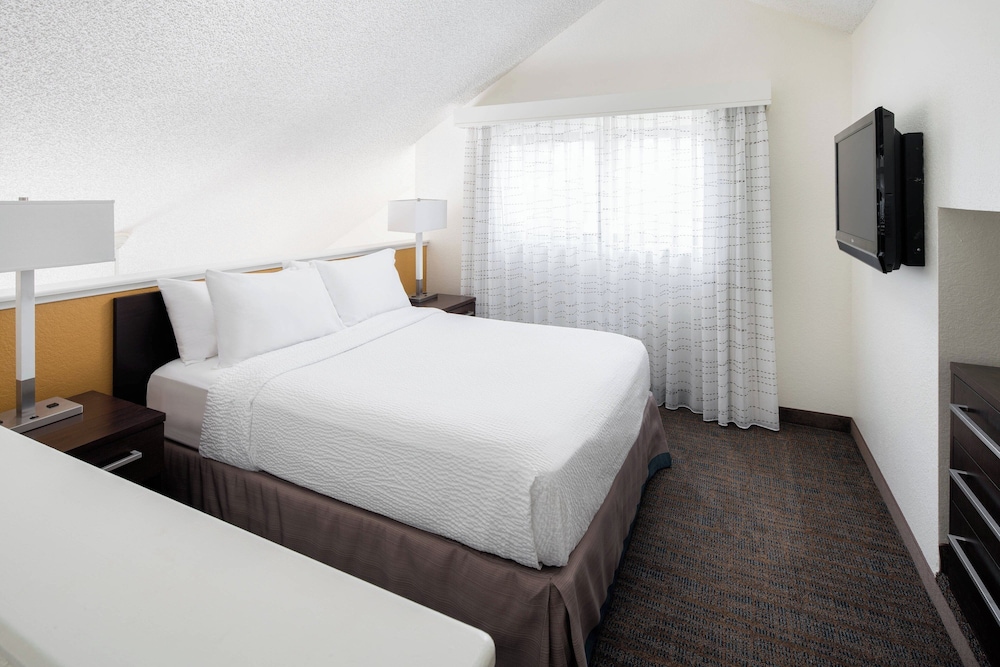 Residence Inn by Marriott Costa Mesa Newport Beach - photo 4