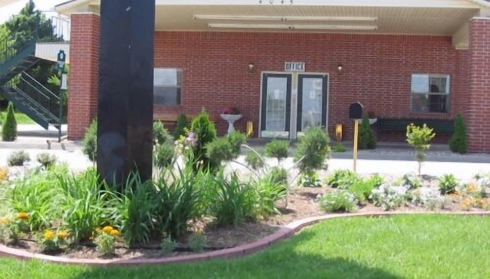 The Regency Inn - photo 29