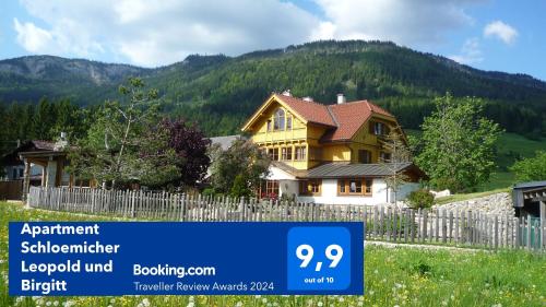 Apartment Schloemicher Leopold und Birgitt — 4-Star Luxury Hotel in Mitterndorf Im Steirischen Salzkammergut, Austria