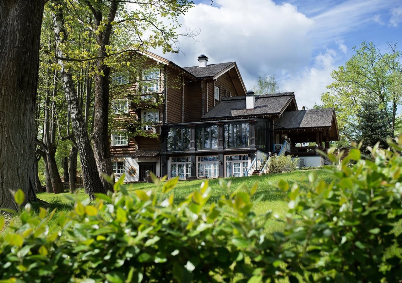 Boutique Hotel Seneshal — 5-Star Luxury Hotel in Solnechnogorsk, Russia