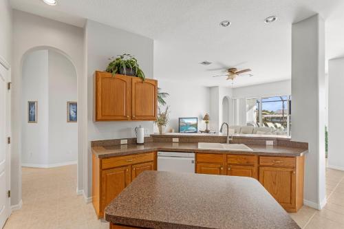 Villa Merrick — 4-Star Luxury Hotel in Cape Coral, United States