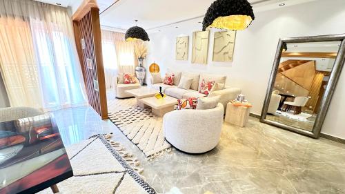 Luxury Hirondelle Duplex Marrakech 175 M — 4-Star Luxury Hotel in Marrakesh, Morocco