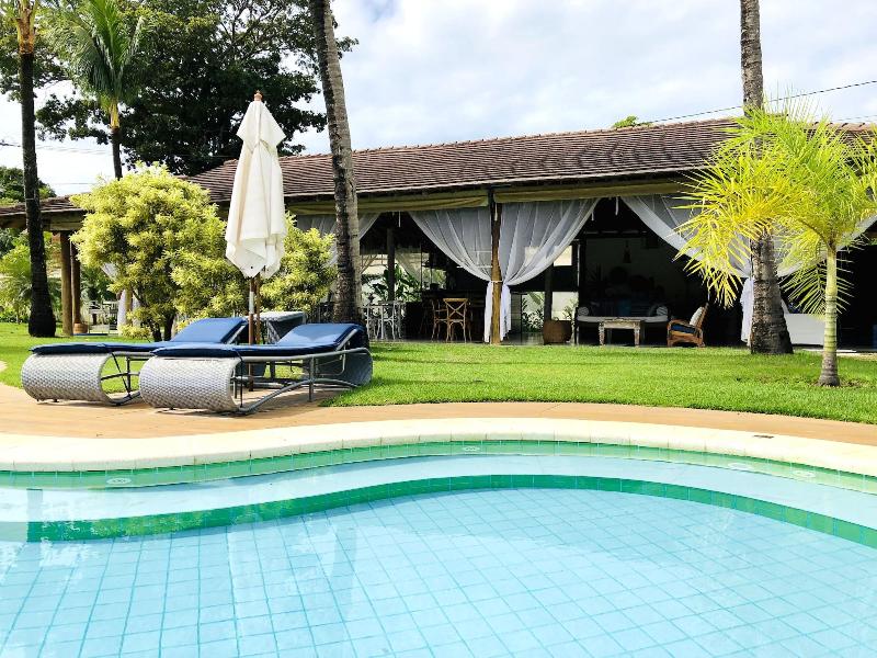 Villa Palmeira Azul Suites de Charmes — 4-Star Luxury Hotel in Porto Seguro, Brasil