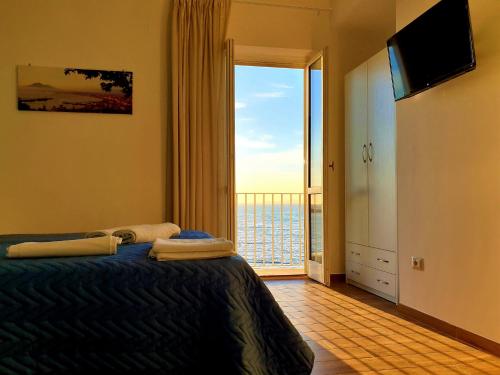 Il Veliero — 4-Star Luxury Hotel in Castellammare Di Stabia, Italy