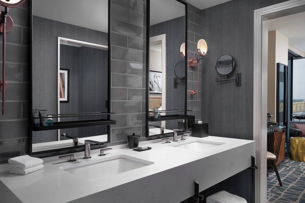 Hotel Distil Autograph Collection - photo 21