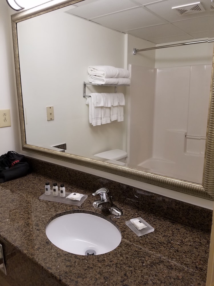 Country Inn & Suites by Radisson Lexington VA - photo 17