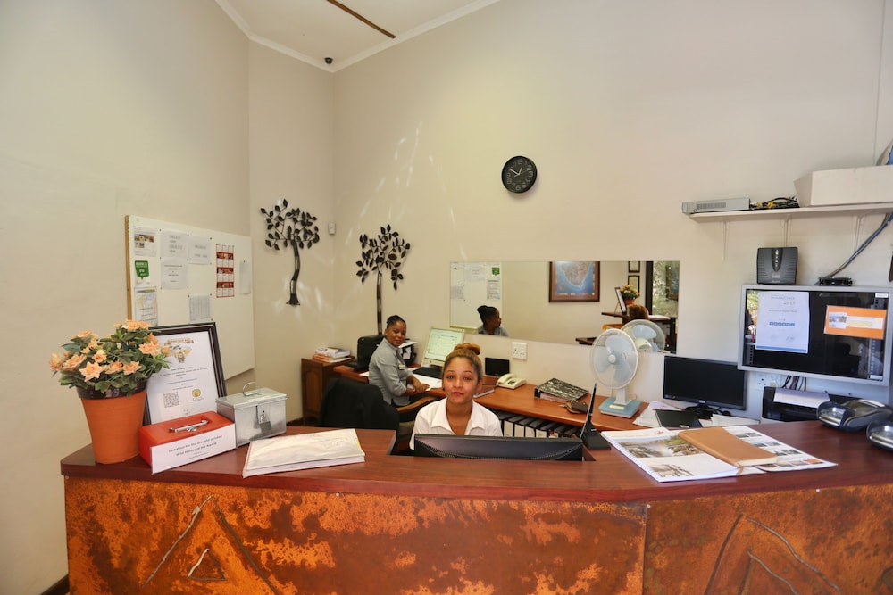 Bahnhof Hotel Aus — Luderitz — photo 2
