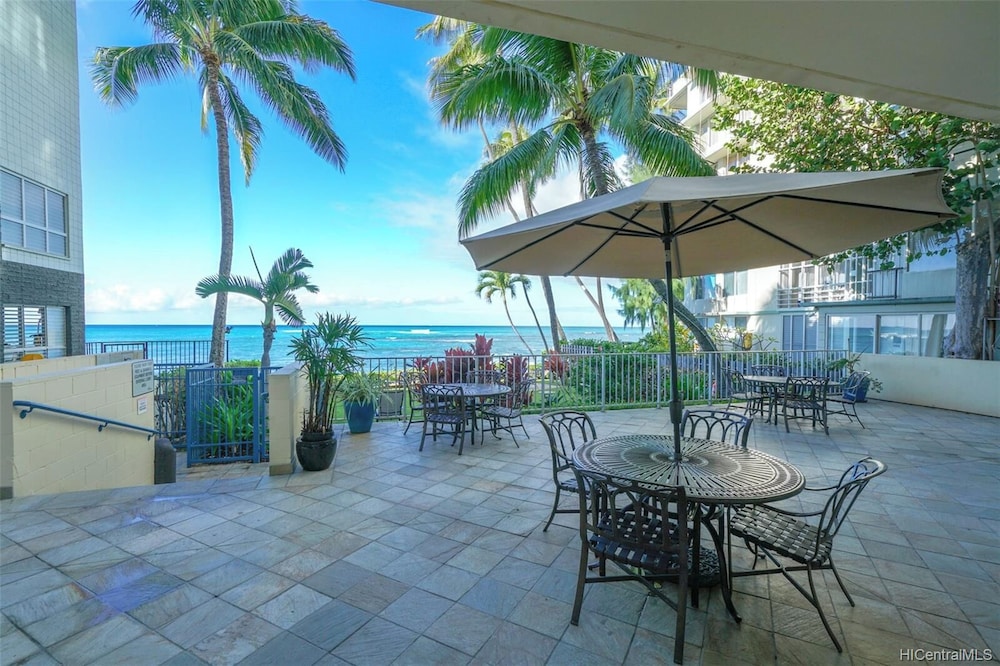 Diamond Head Beach Hotel - photo 69